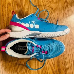 Diadora tennis COURT shoes for women size 8